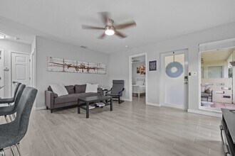 1007 NE 9th Ct in Pompano Beach, FL - Building Photo - Building Photo