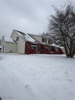 5944 Callaway Cir in Austintown, OH - Building Photo