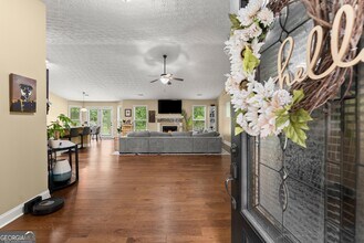 226 Falling Leaf Ln in Winder, GA - Building Photo - Building Photo