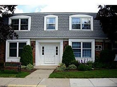 20 Guilford Ln, Unit 8