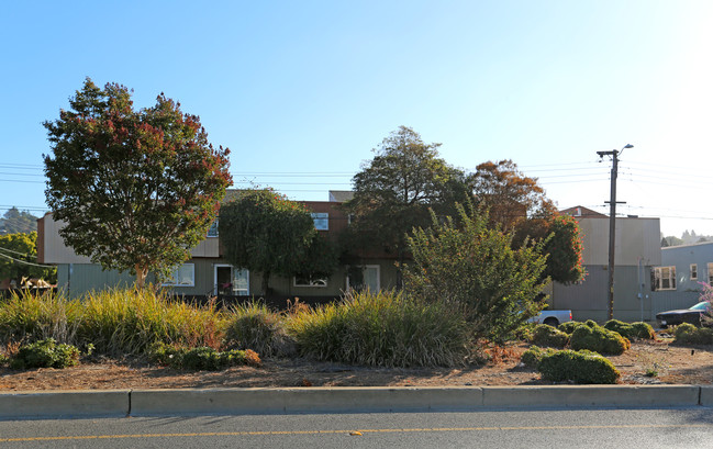 2226 94th Ave in Oakland, CA - Foto de edificio - Building Photo