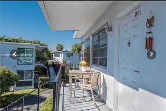 1125 SE 14th Pl in Fort Lauderdale, FL - Building Photo - Building Photo