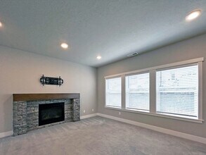 3740 Rockcress Rd in Eugene, OR - Building Photo - Building Photo