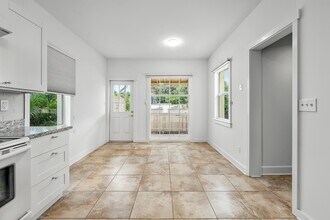 234 Australian Ave in Palm Beach, FL - Building Photo - Building Photo