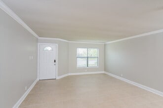 9330 Arden Bend in San Antonio, TX - Building Photo - Building Photo