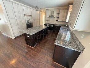 16135 Henry Ruff Rd in Livonia, MI - Building Photo - Building Photo