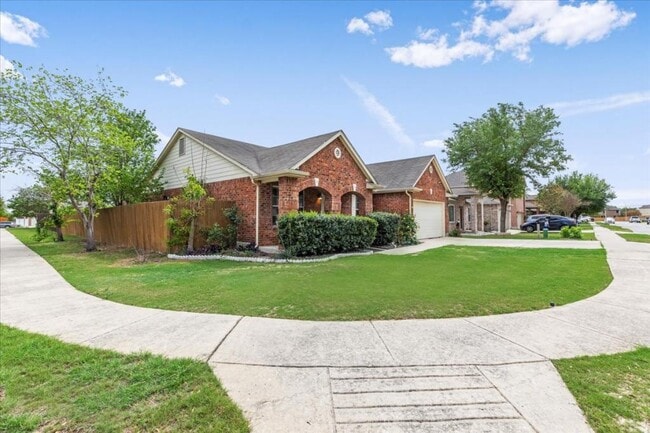 232 Springtree Trail in Cibolo, TX - Building Photo - Building Photo
