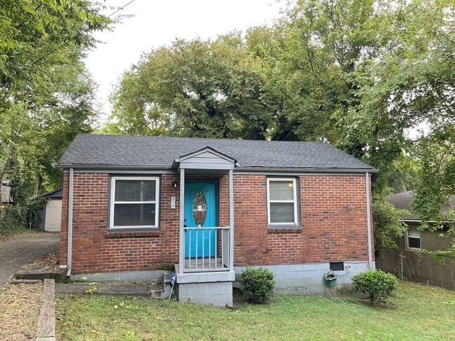 property at 874 W Sharpe Ave