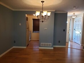 222 E Commons Dr in Cranberry Township, PA - Building Photo - Building Photo