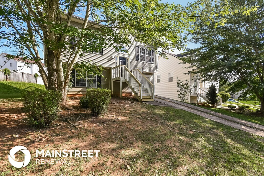 4107 Robin Cir in College Park, GA - Building Photo
