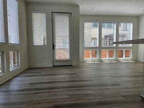 11102 Akarna Ct in San Diego, CA - Building Photo - Building Photo