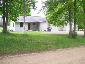 2007 7th St in Martin, MI - Building Photo