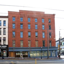 220 W Baltimore St in Baltimore, MD - Building Photo - Building Photo
