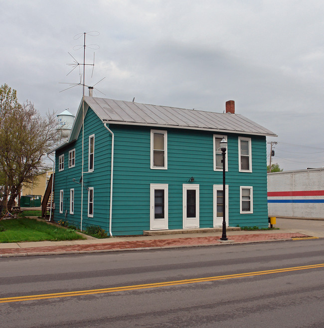 223 S Main St in New Carlisle, OH - Building Photo - Building Photo