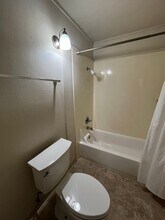 615-617-617 Adeline Pl in Davis, CA - Building Photo - Building Photo