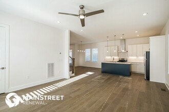 922 Crescent Hill Rd in Nashville, TN - Foto de edificio - Building Photo