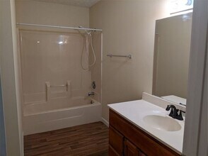 1601 Ohio St in Terre Haute, IN - Building Photo - Building Photo