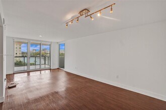 9261 E Bay Harbor Dr, Unit 506 in Bay Harbor Islands, FL - Building Photo - Building Photo