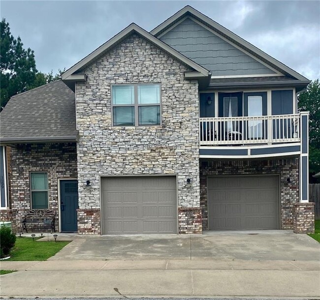 1299 N Sicily Ln in Fayetteville, AR - Building Photo - Building Photo