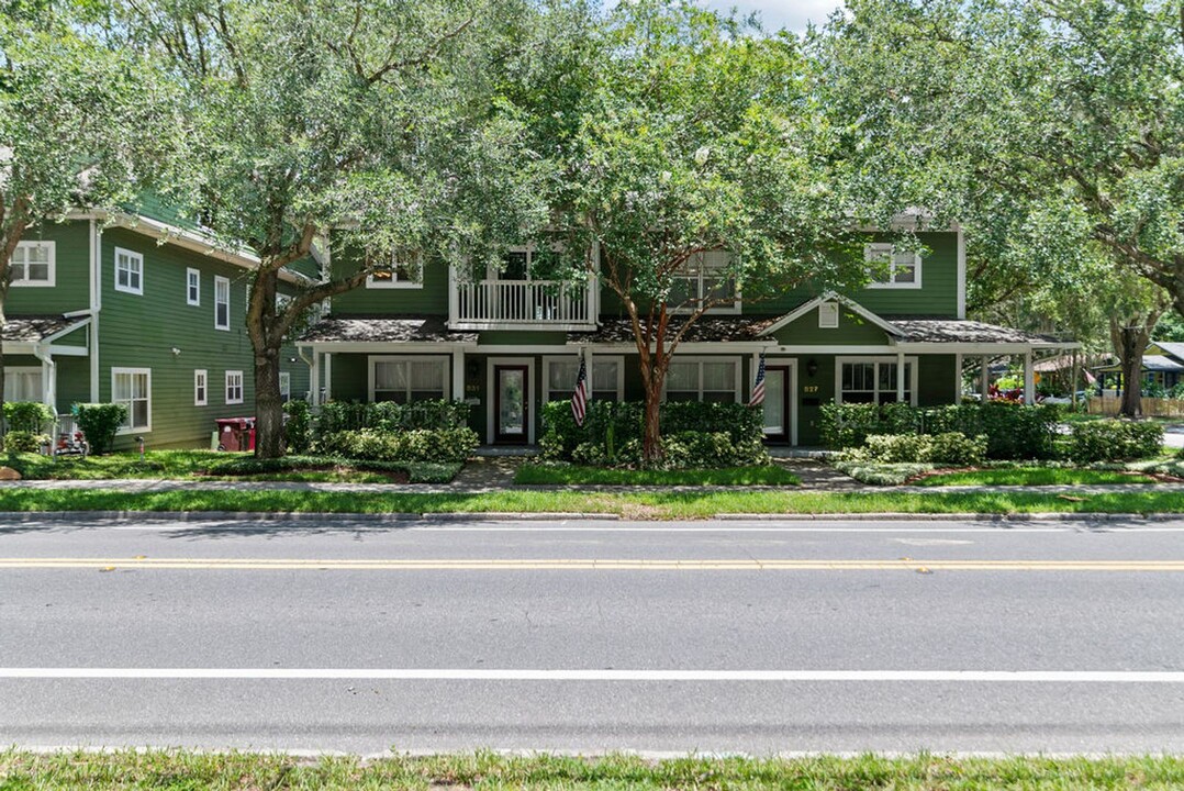 833 N Fern Creek Ave in Orlando, FL - Building Photo