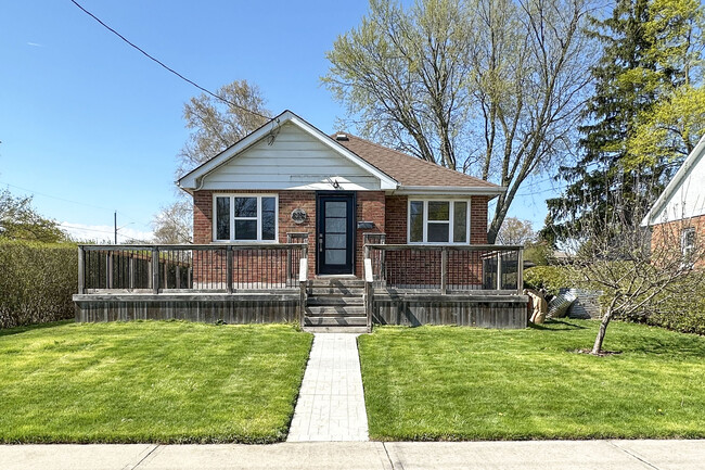 property at 82 Jones Ave