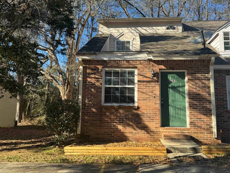 2365 Parrot Ln in Tallahassee, FL - Building Photo