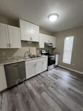 1430 Stratton Pl Dr in Chattanooga, TN - Foto de edificio - Building Photo