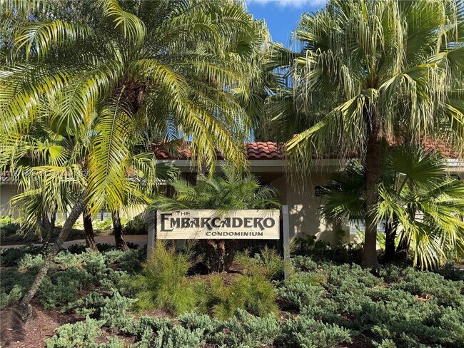 5270 NE 6th Ave in Fort Lauderdale, FL - Building Photo - Building Photo