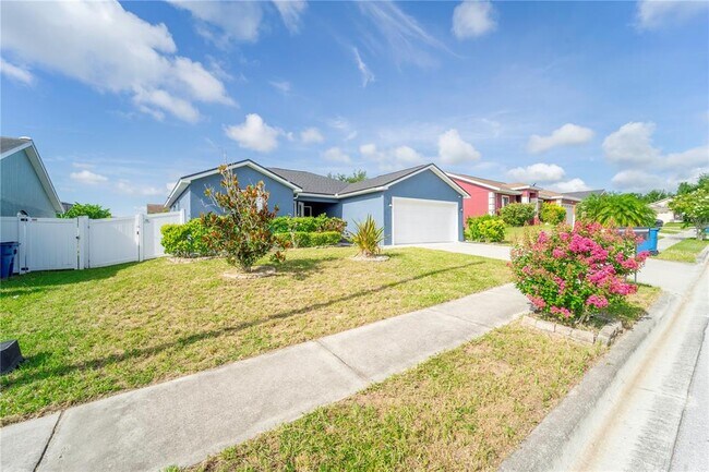 947 Highland Meadows St in Davenport, FL - Building Photo - Building Photo