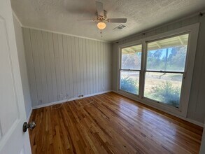 1101 E North Bear Creek Dr in Merced, CA - Foto de edificio - Building Photo