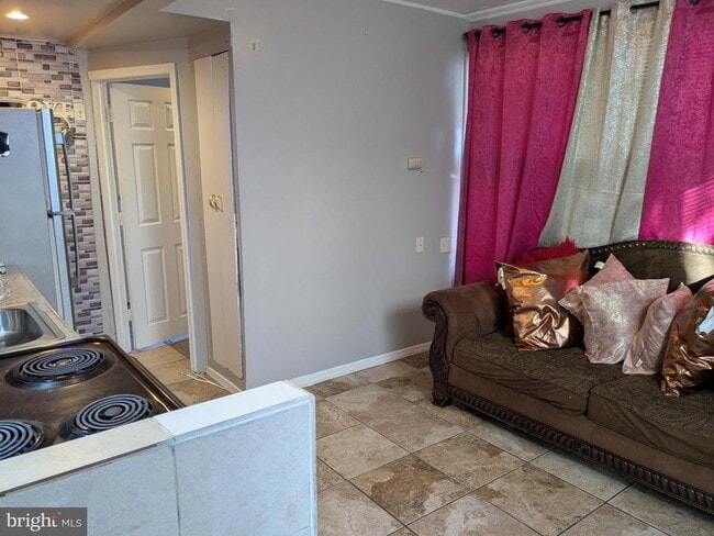 1173 Atlantic Ave in Camden, NJ - Building Photo - Building Photo