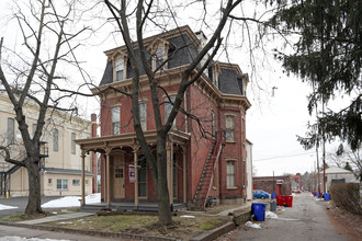 70 N Franklin St in Pottstown, PA - Building Photo - Building Photo