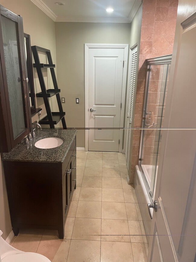 property at 7560 Hollywood Blvd