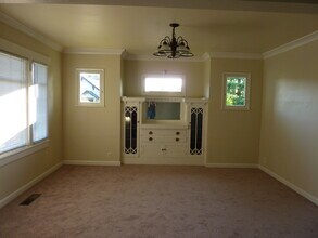 731 S 49th St in Tacoma, WA - Building Photo - Building Photo