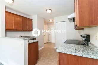 1201 Garden Village Dr in Florissant, MO - Building Photo - Building Photo