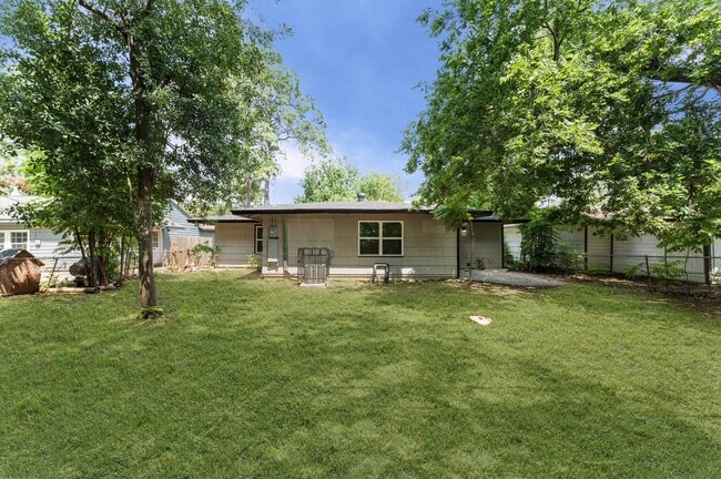 property at 6515 Beekman Rd