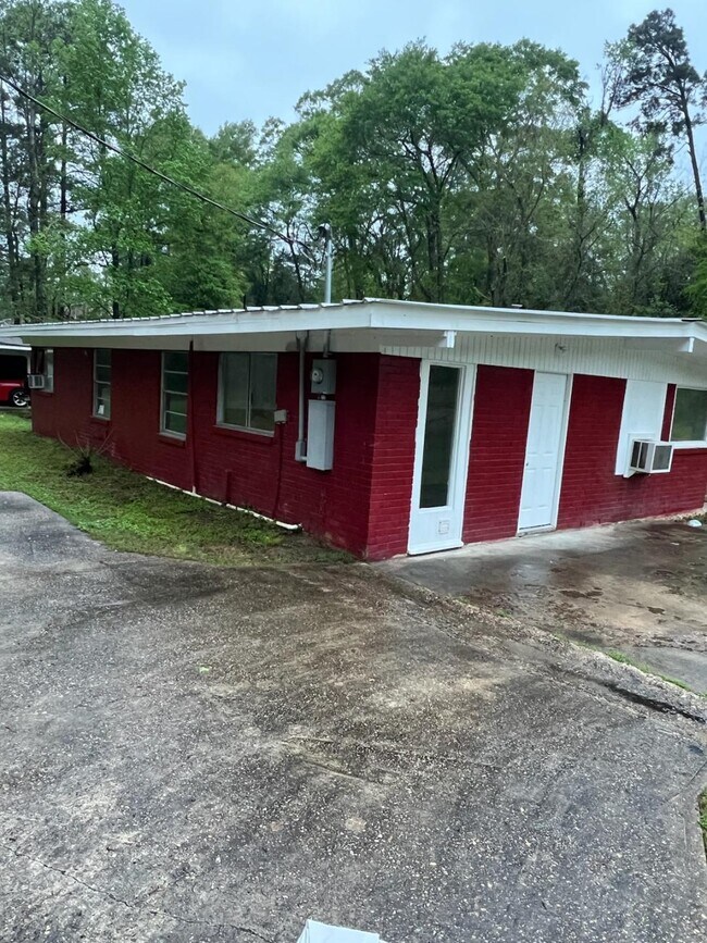 601 Avenue D in Jasper, TX - Foto de edificio - Building Photo