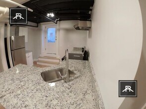 1452 Commonwealth Ave in Boston, MA - Building Photo - Building Photo