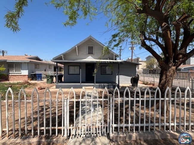 property at 113 Roosevelt St