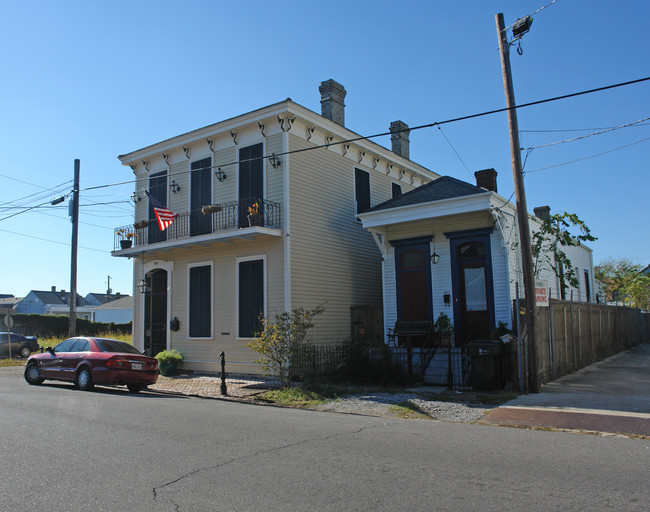 522 1st St in New Orleans, LA - Building Photo - Building Photo