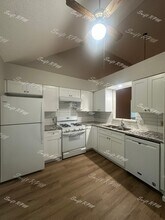 8957 Hauser St in Lenexa, KS - Building Photo - Building Photo