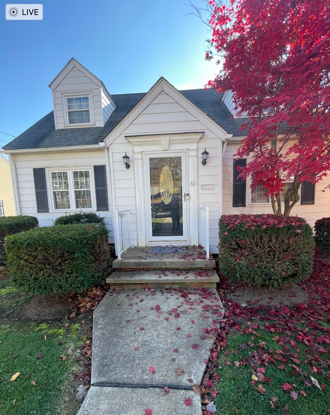 property at 811 California Ave