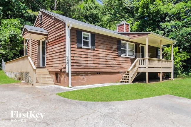 585 Kurtz Rd in Marietta, GA - Building Photo - Building Photo