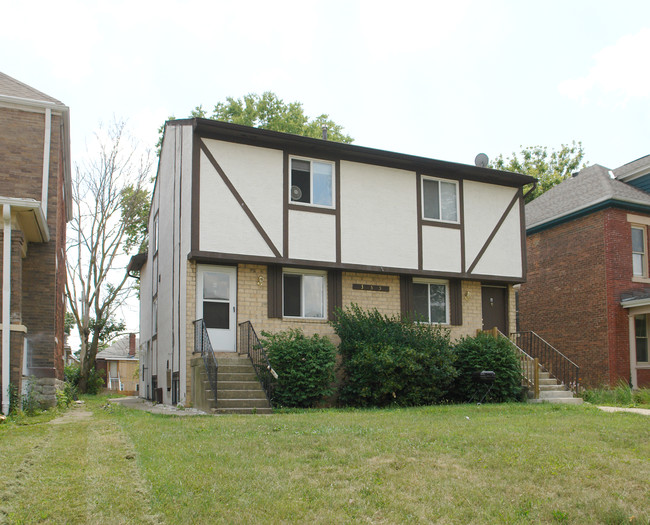 355 E 12th Ave in Columbus, OH - Foto de edificio - Building Photo