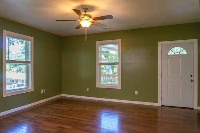 56 Alabama Ave in Asheville, NC - Building Photo - Building Photo