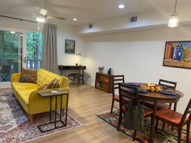 365 W Illinois Ave in Southern Pines, NC - Building Photo