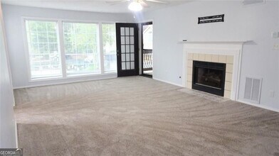 407 Berkeley Woods Dr in Duluth, GA - Building Photo - Building Photo