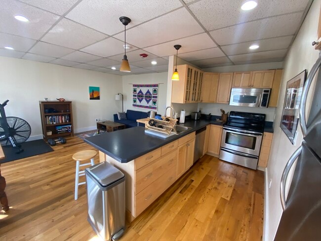 38 W Main St, Unit 3