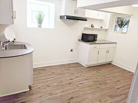 518 N Troy St, Unit Garden in Chicago, IL - Building Photo