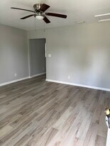 5207 Lee Dr, Unit 5207 in Panama City, FL - Building Photo